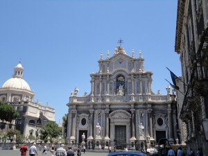 カターニア観光スポット情報